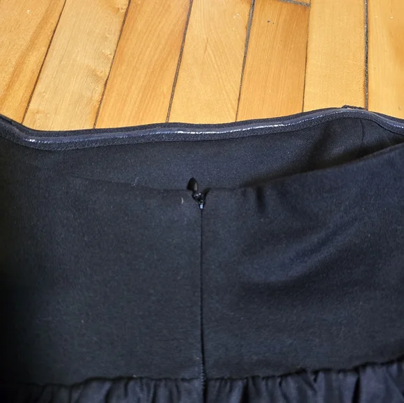 Reformation Simone Black Strapless Bubble Top Size Medium - Picture 5 of 6